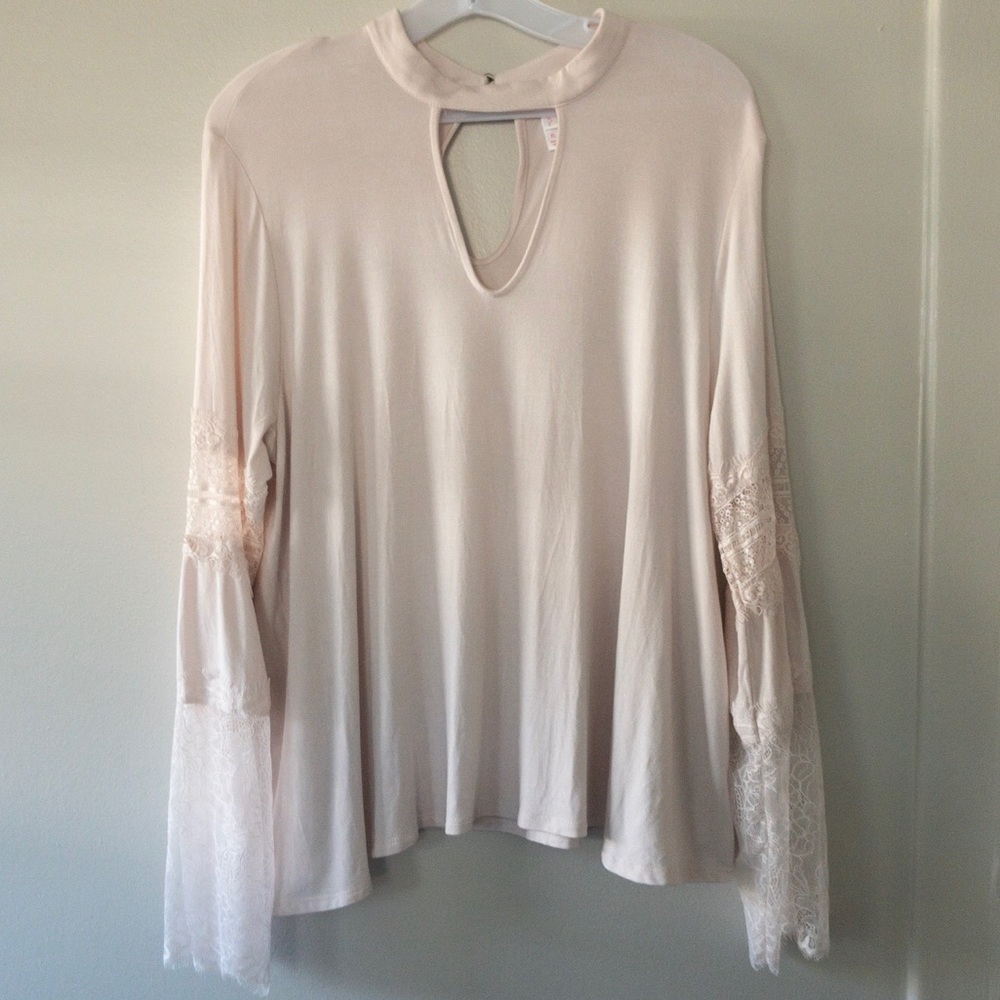 Xhilaration Top
